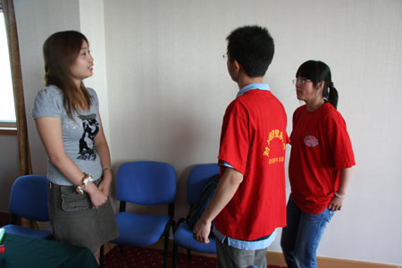 Volunteers devote to hotel staff training course