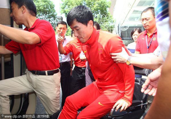 Liu Xiang returns to China after surgery Liu Xiang returns to China after surgery