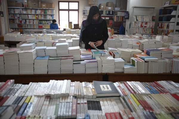 Books help turn a new page Books help turn a new page