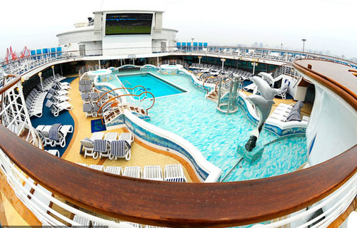 Diamond Princess sails in Qingdao Port