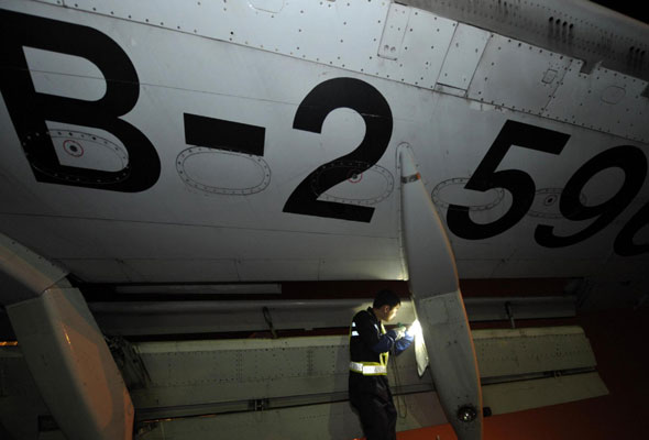 Working hard to enjoy flight safety