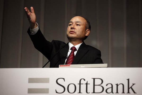 SoftBank shares fall after Alibaba lists in New York