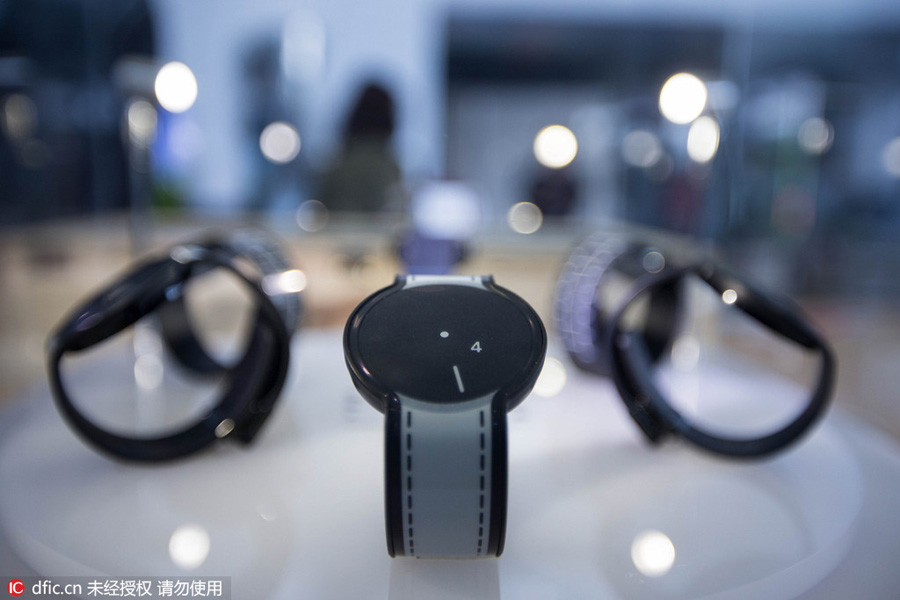 Thinnest TV, AI robot among high-tech gadgets to make Tmall debut