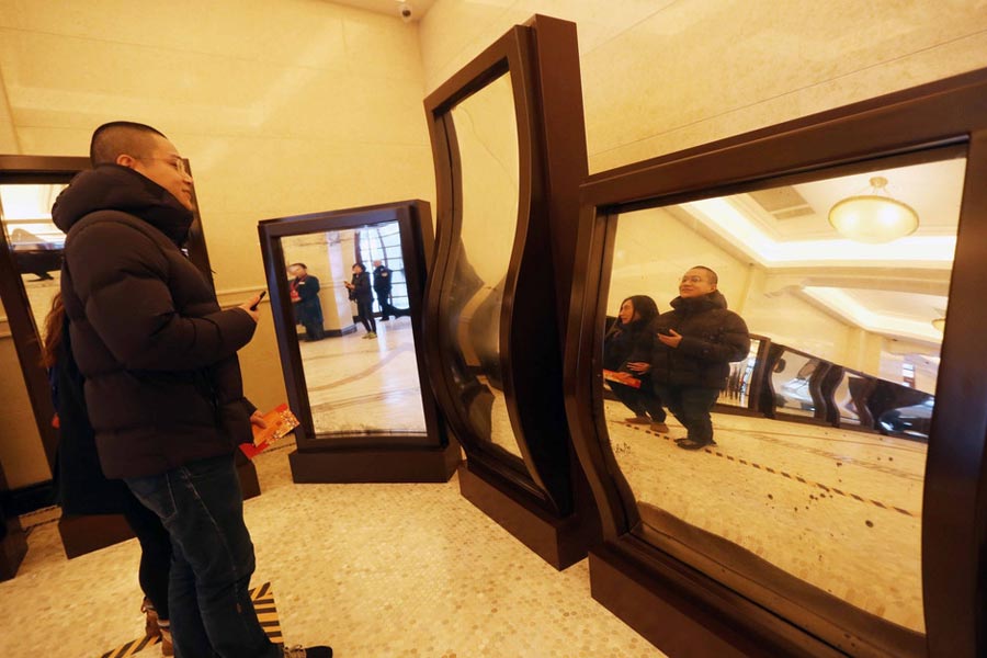 Century-old Shanghai Dashijie reopens for trial run