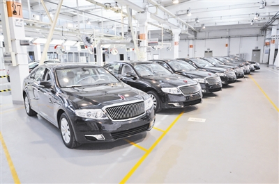 PLA buys more domestic brand vehicles