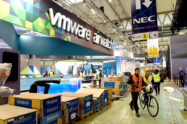 VMware banks on innovation for growth