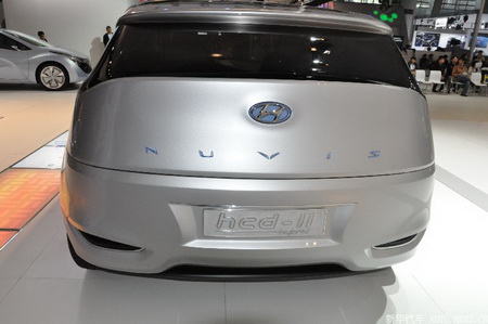 Hyundai Nuvis concept car
