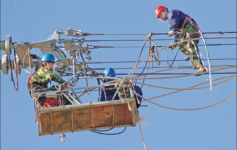 China and Russia sign power-grid agreement