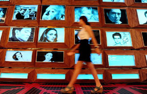 'Transformers' perform Ice Bucket Challenge