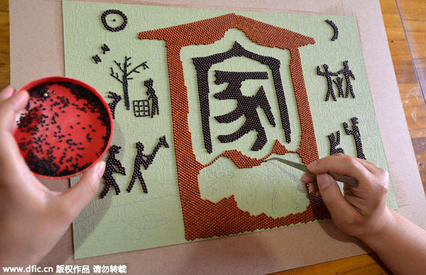 Man turns grain crops into images of art