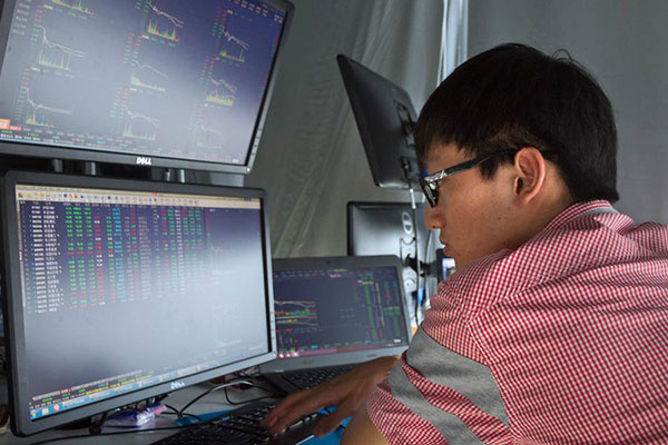 Student investment group scores big on stock market