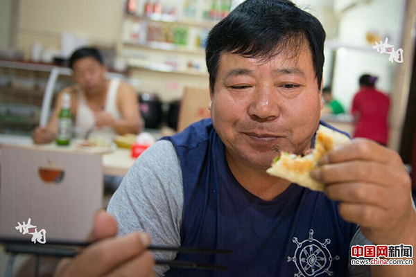 Life of 10 drivers for web taxi-hailing services