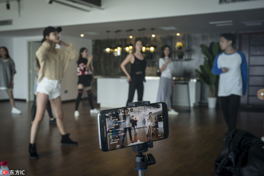 'Dream factory' for online celebrities