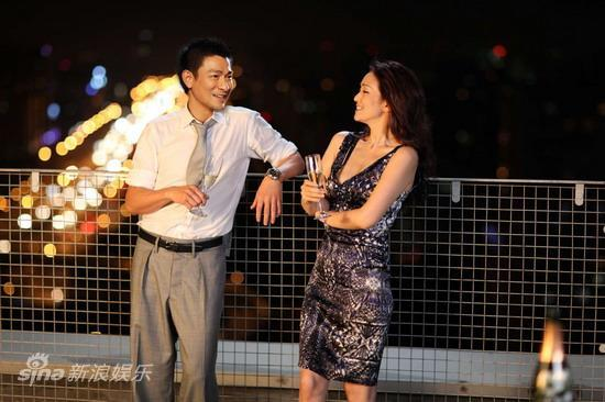 Different looks of Gong Li in 'What Women Want'