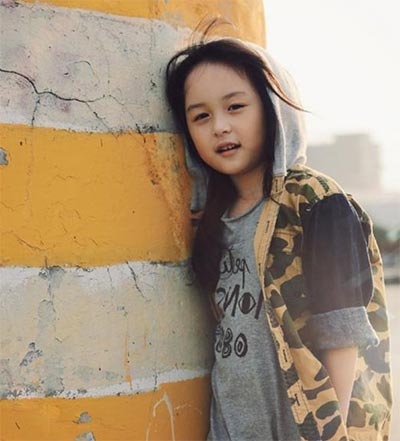 Photos of young Miyue in <EM>The Legend of Miyue </EM>