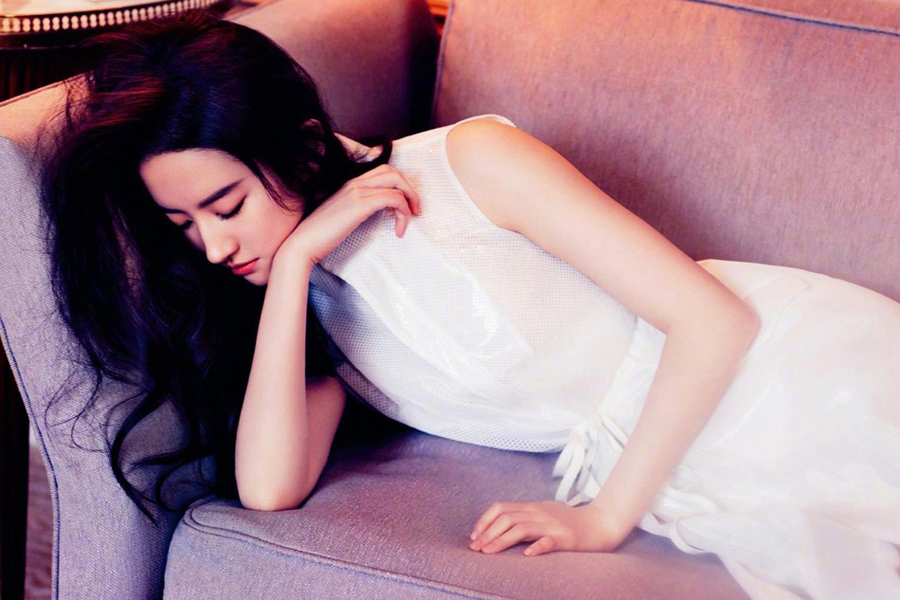 Fashion icon Liu Yifei poses for fashion magazine