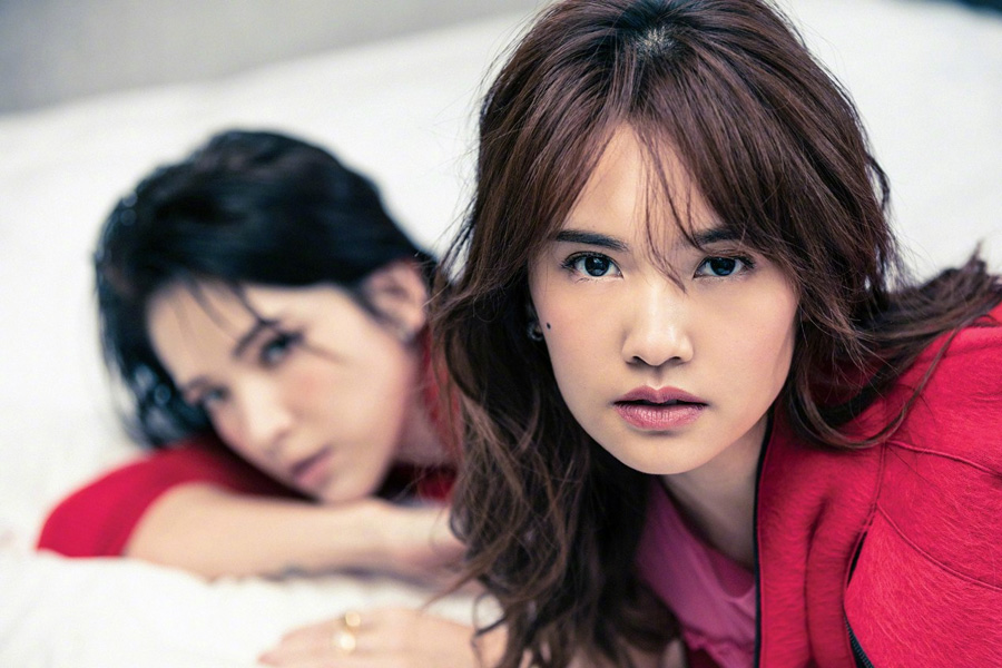 Rainie Yang and Tiffany Ann Hsu pose for fashion magazine