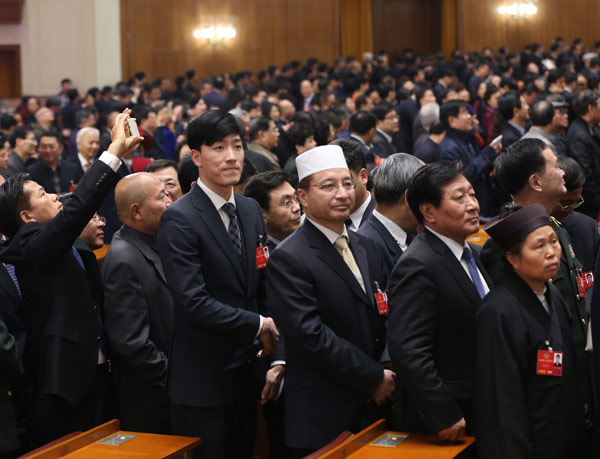 Retired hurdler Liu calls for more sports on campus