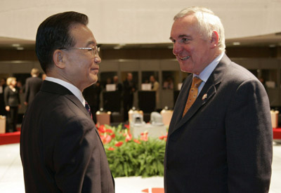 Premier Wen talks with Ireland PM