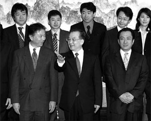 Wen: Stop shrine visits to improve ties