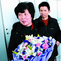 Top 10 heart-warming moments 2009