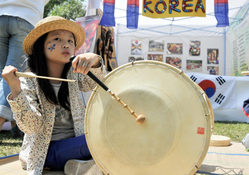 Kids experience world cultures at mini 'Expo Park'
