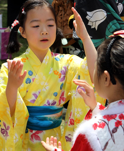 Kids experience world cultures at mini 'Expo Park'