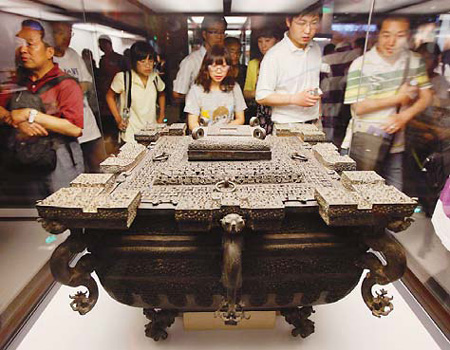 Follow urban footprints to the past