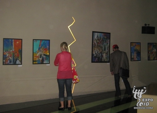 Painting exhibition at Slovakia Pavilion