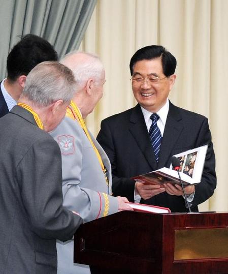 Hu: Soviet soldiers' merits in China remembered
