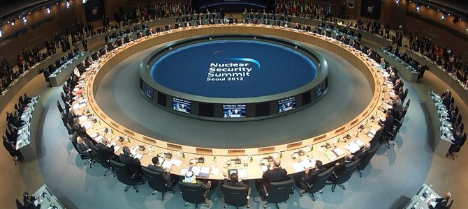 2012 Seoul Nuclear Security Summit begins session