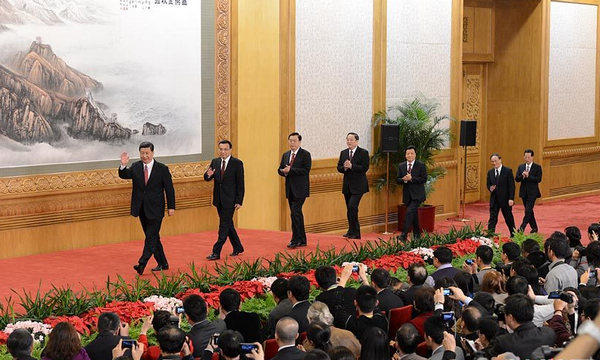 Xi leads top leadership to meet press Xi leads top leadership to meet press