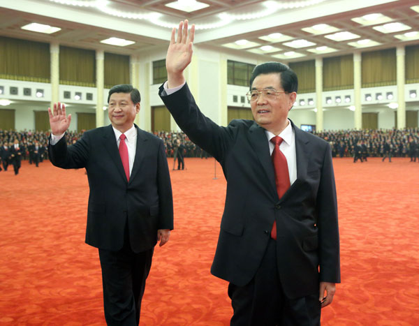 Hu Jintao and Xi Jinping wave to delegates to the 18th National Congress of the Communist Party of China on Thursday. HUA YOU / FOR CHINA DAILY A new generation of leaders unveiled