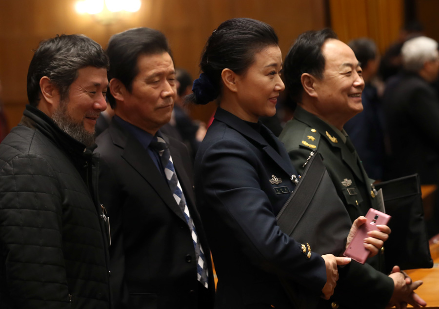 Daily snapshots of 'two sessions' - March 3