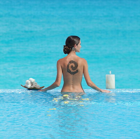 Chinese tourists get easier access to Mexico