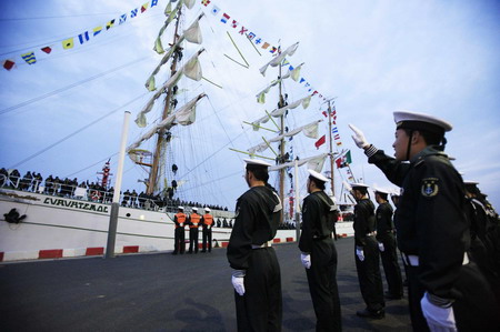 Chinese navy to mark 60th anniversary