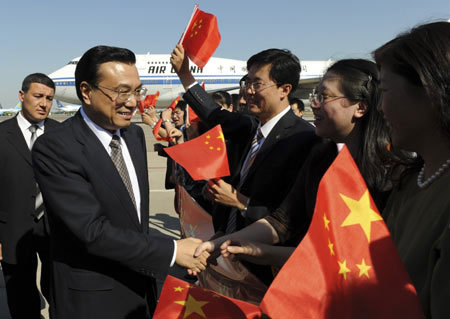 Vice Premier urges closer economic ties with Uzbekistan