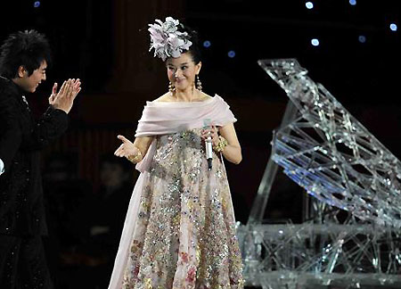 Song, Domingo join hands again at Bird's Nest