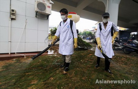 Sanitary efforts in full swing as flood recedes