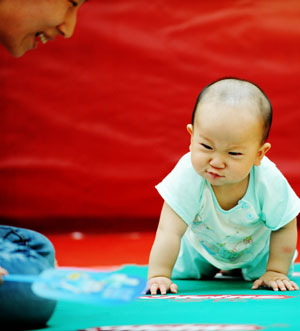 Baby talent show held in NE China