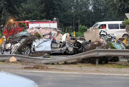 Road accident kills seven in Beijing