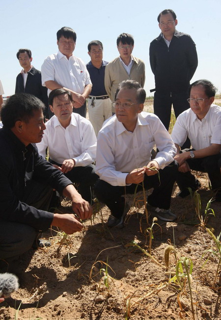 Premier urges to combat drought