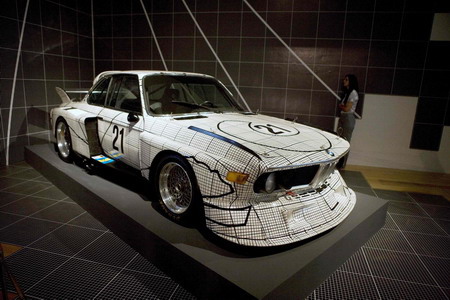 Automakers on uphill road to build brand in China