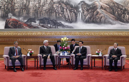 China, Arab nations ink statement to upgrade ties