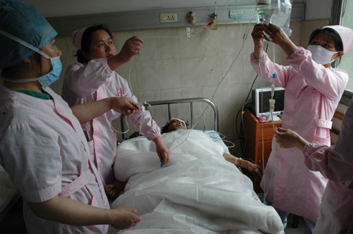 Death toll from China train derailment hits 19