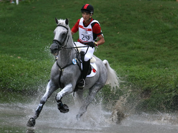 Rider sets trail for Guangzhou