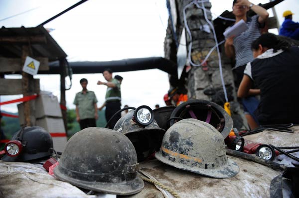 Flood continues at SW China colliery; 23 trapped