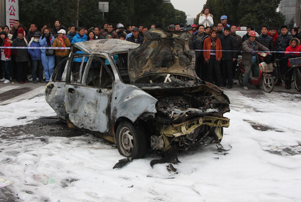 Drunken driver kills three in pileup Drunken driver kills three in pileup