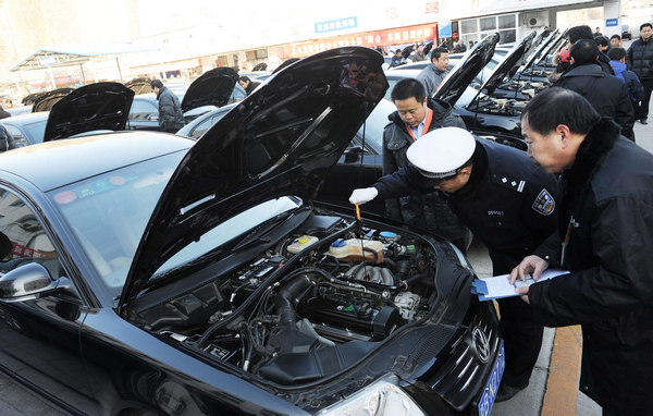 Beijing begins traffic restrictions