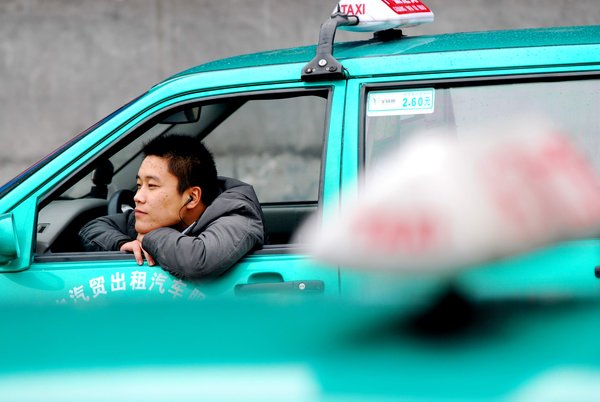 Leap year bug crashes meters in 1,500 cabs Leap year bug crashes meters in 1,500 cabs